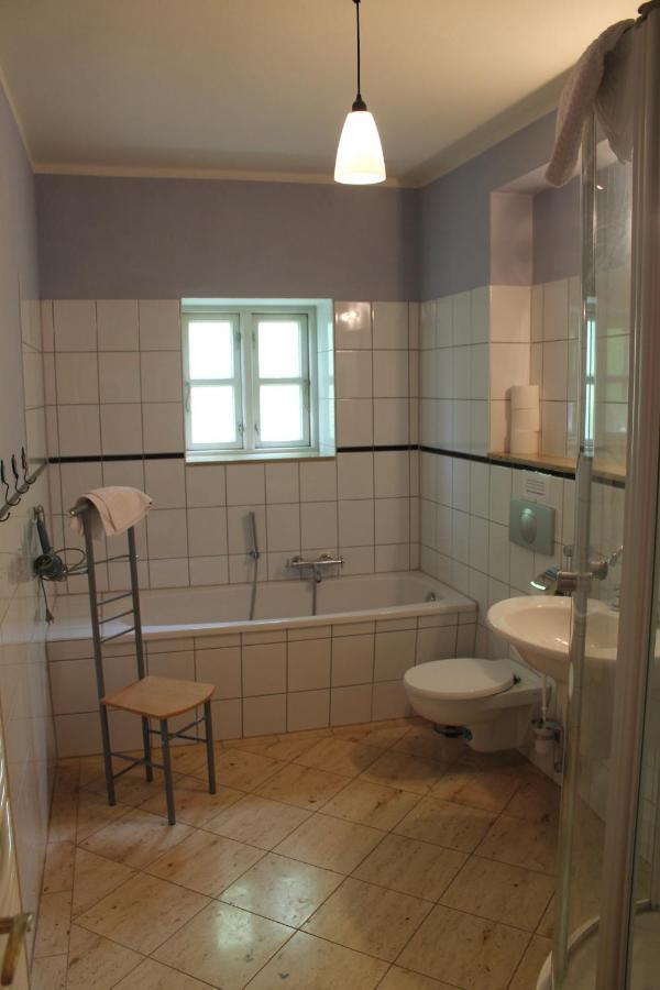 Altes Waschhaus Krakvitz Apartment Putbus Exterior photo