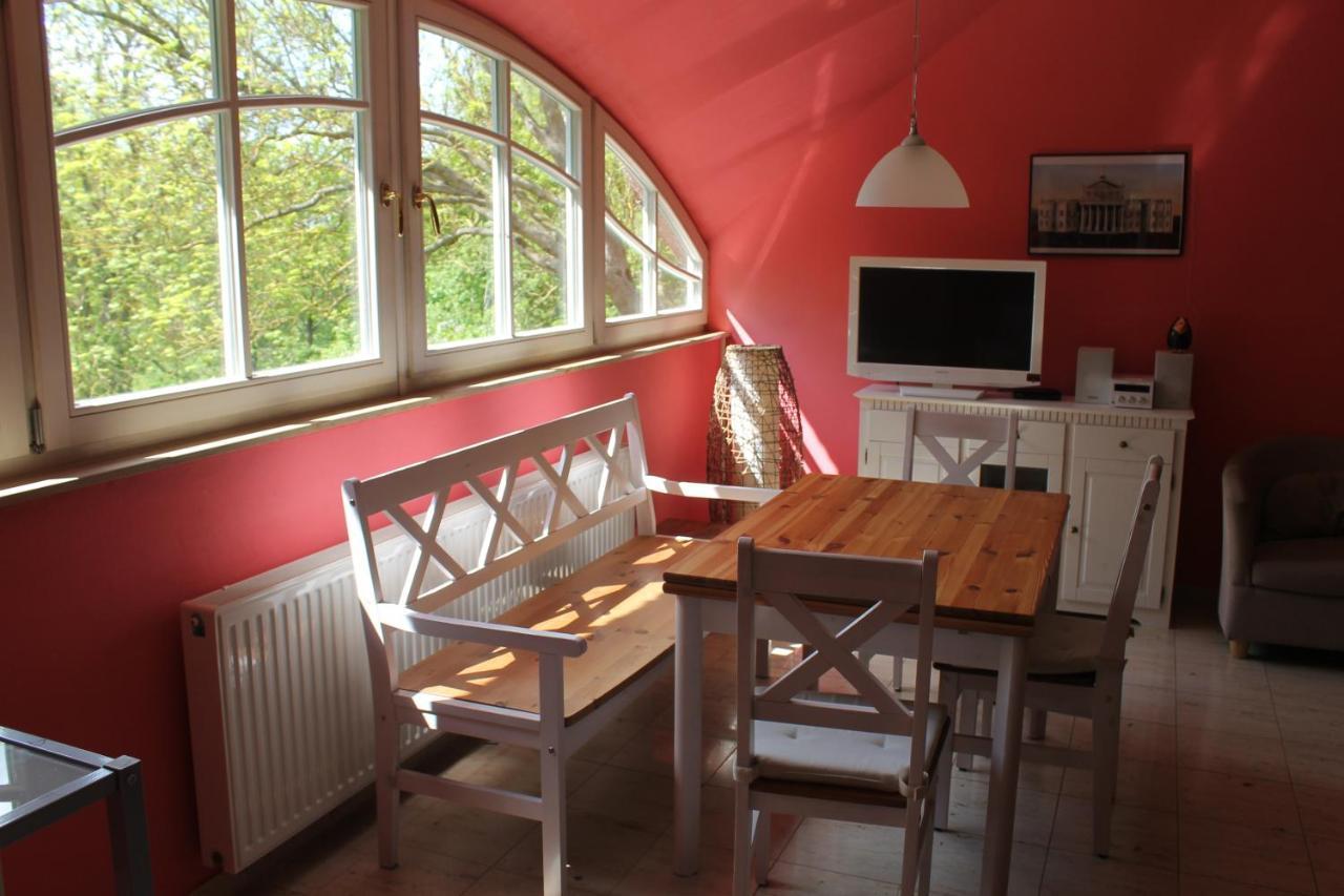 Altes Waschhaus Krakvitz Apartment Putbus Exterior photo